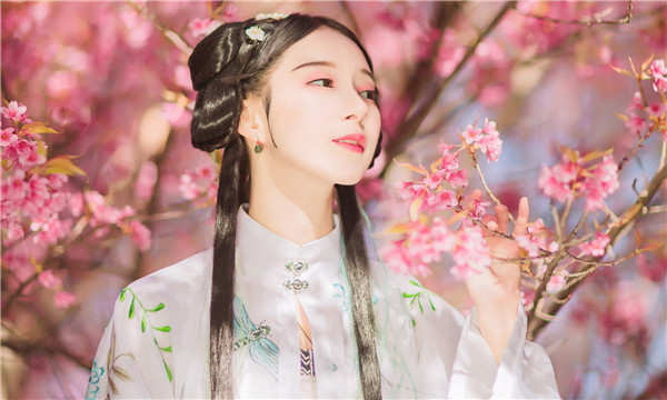 德宏供卵试管婴儿：助您实现家庭梦想的科学方案